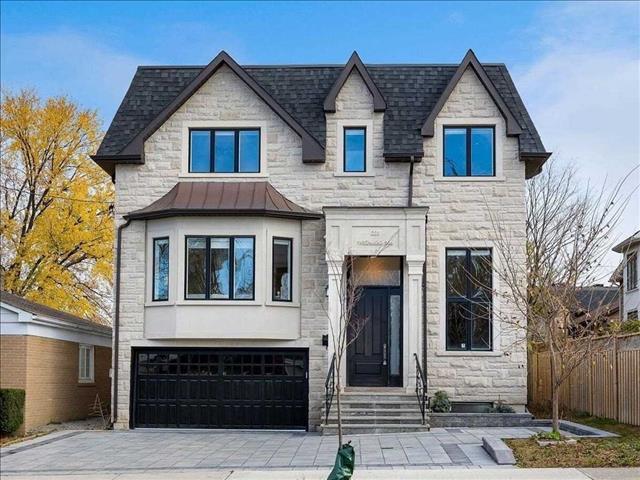 221 Willowdale Ave