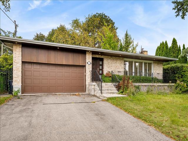 58 Burbank Dr